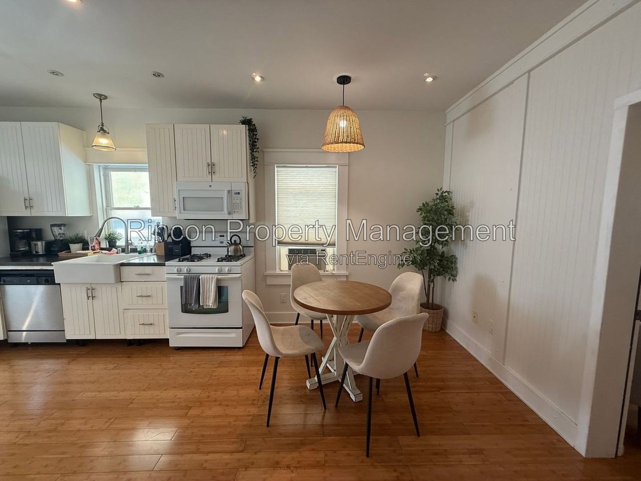 1078 E Main St - Photo 3 of 11
