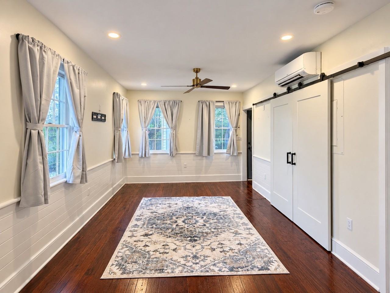 1 Ducs Ct - Photo 4 of 20