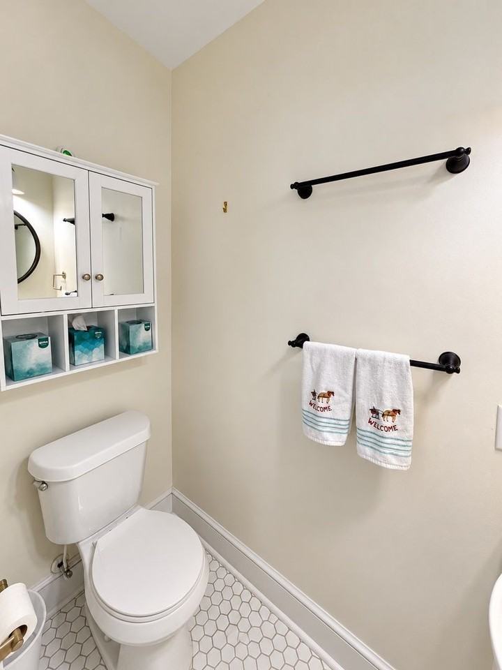 1 Ducs Ct - Photo 7 of 20