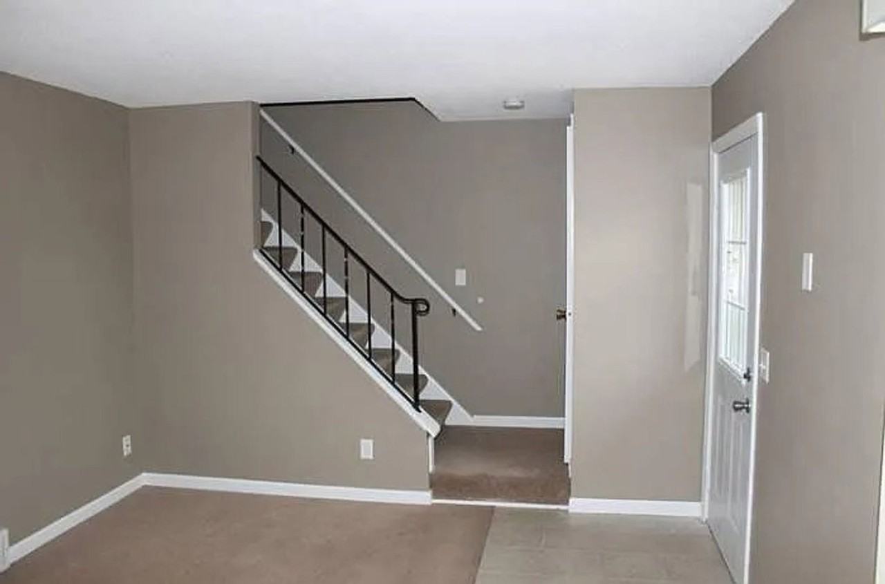 721 Circle Dr - Photo 3 of 13