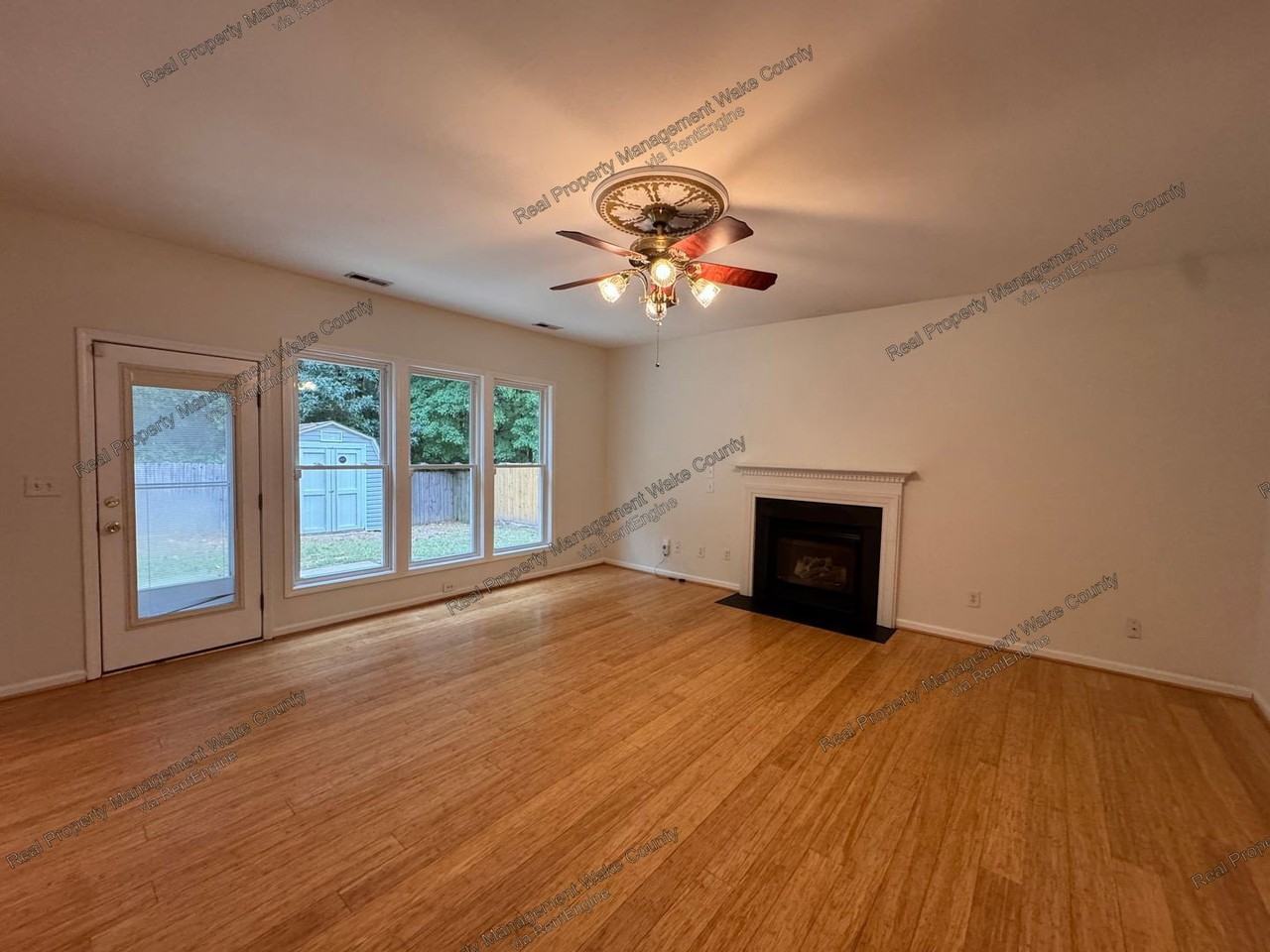 212 N Honey Springs Ave - Photo 2 of 38
