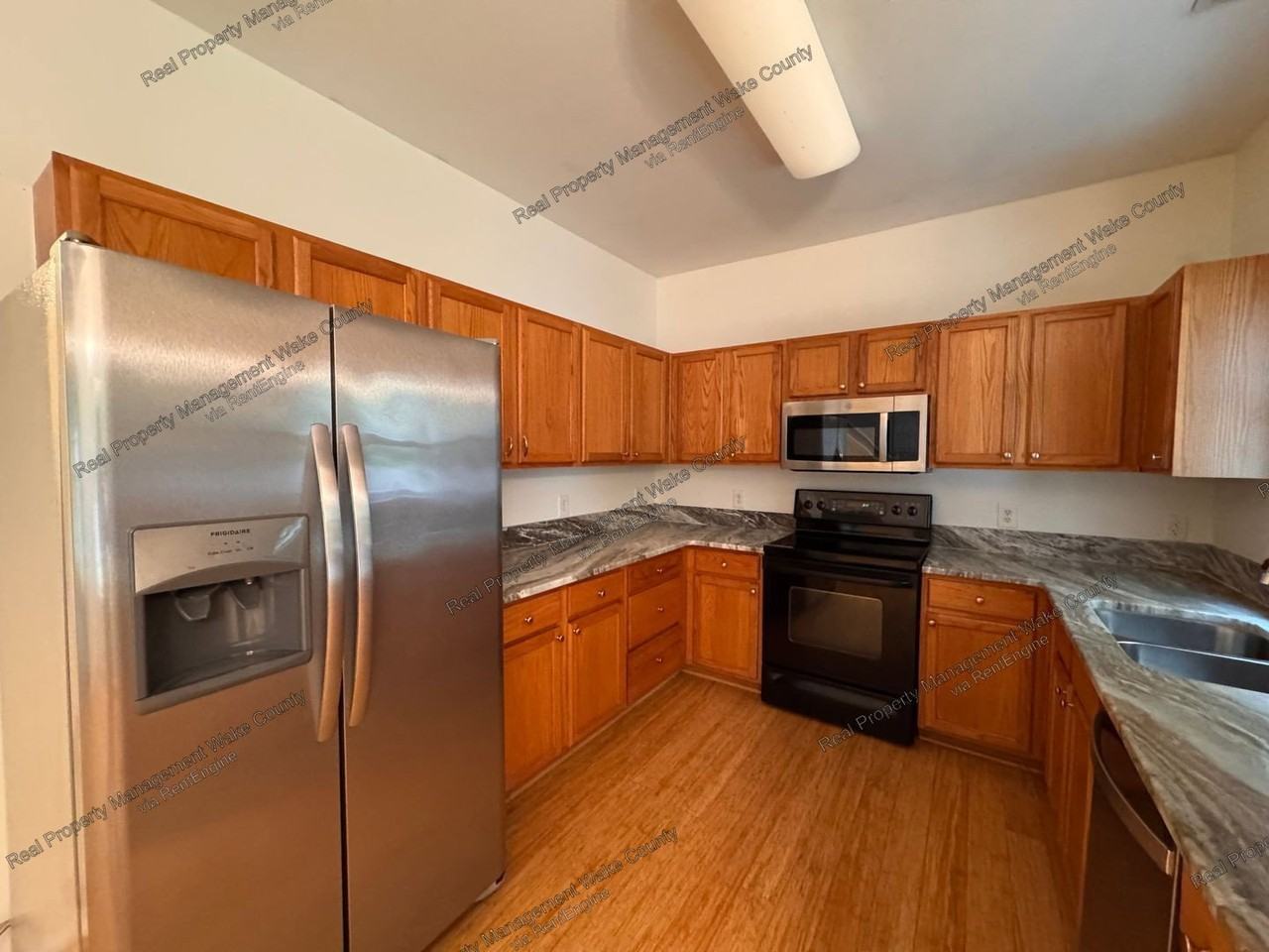 212 N Honey Springs Ave - Photo 4 of 38