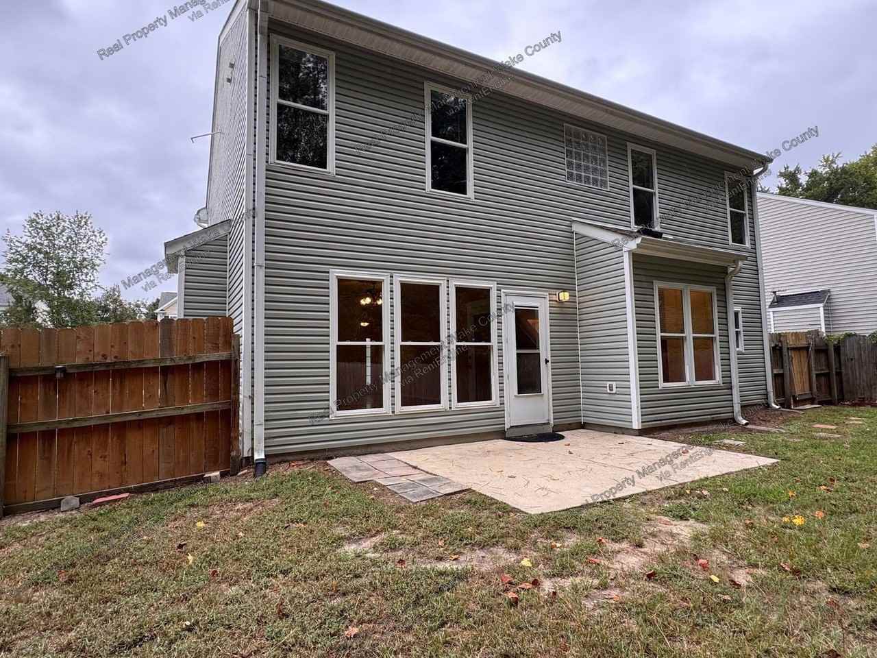 212 N Honey Springs Ave - Photo 7 of 38