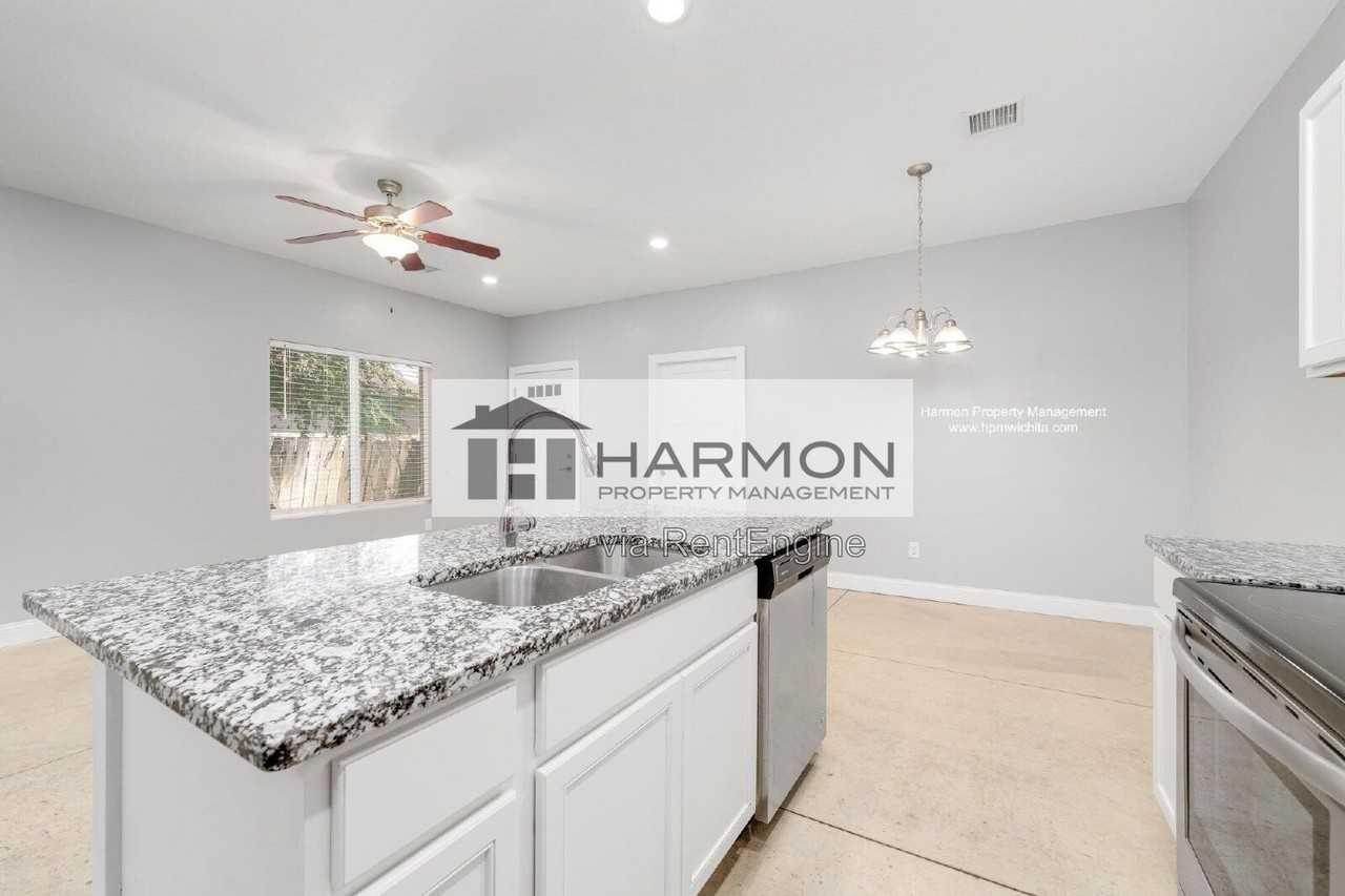 5545 S Handley Ave - Photo 5 of 12