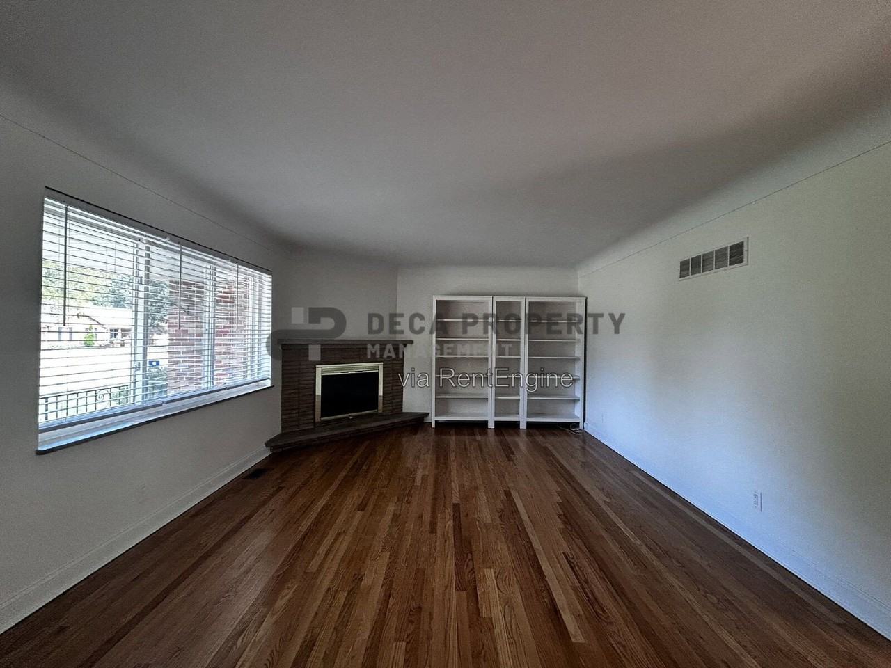 11842 Sunlind Dr - Photo 2 of 24