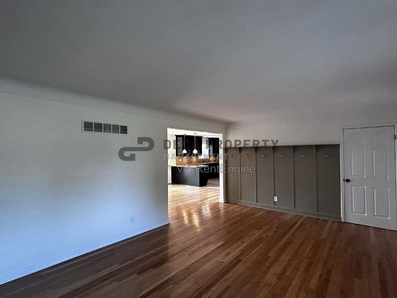 11842 Sunlind Dr - Photo 3 of 24