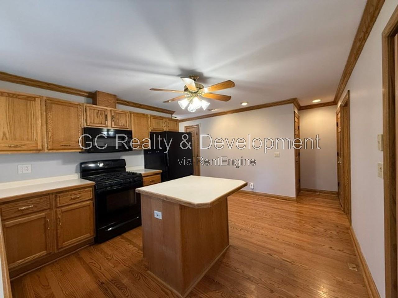 406 Brown St - Photo 6 of 20