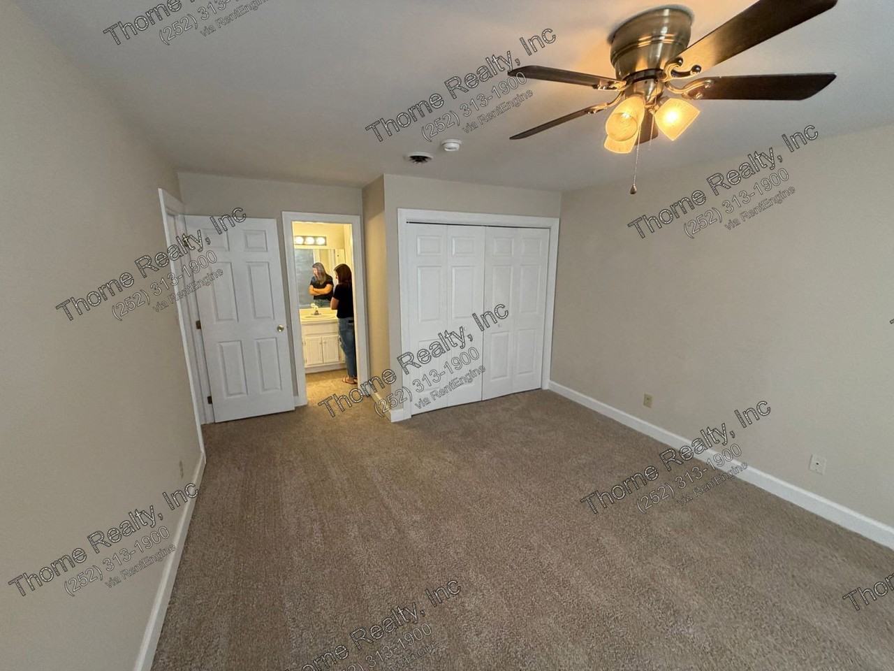 1712 Parkway St W - Photo 6 of 9