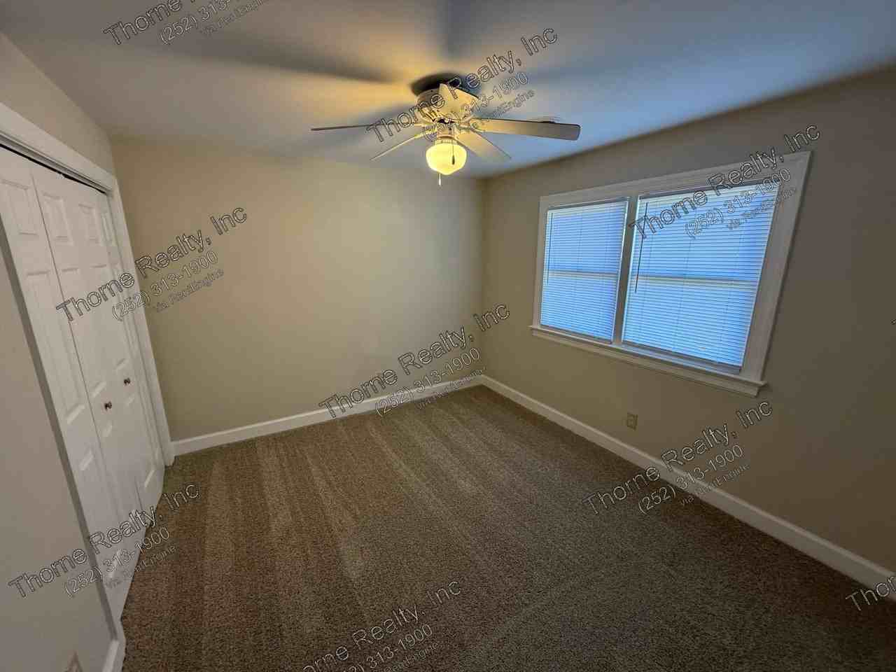 1712 Parkway St W - Photo 7 of 9