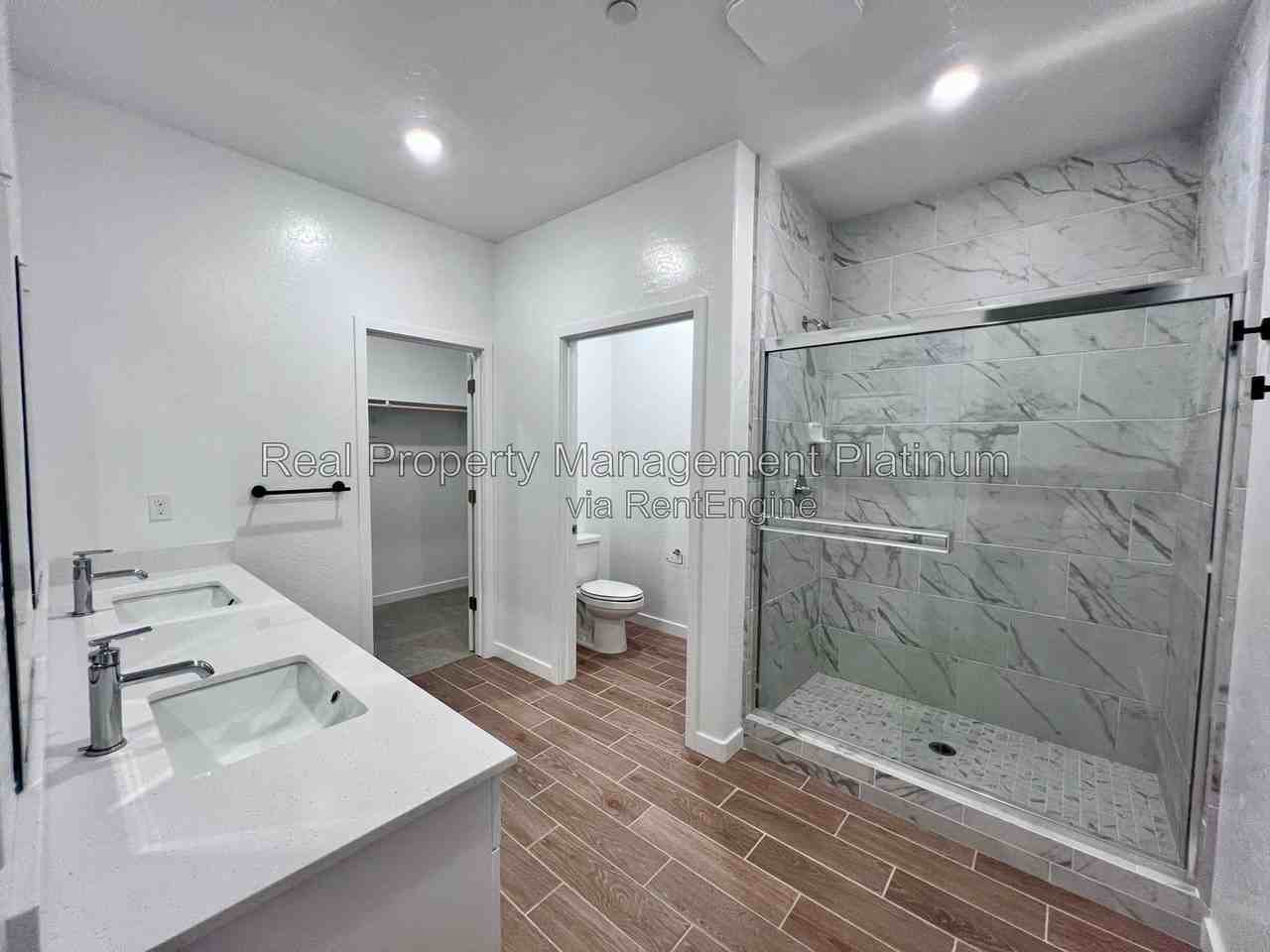 1819 Valley Rd S - Photo 5 of 23