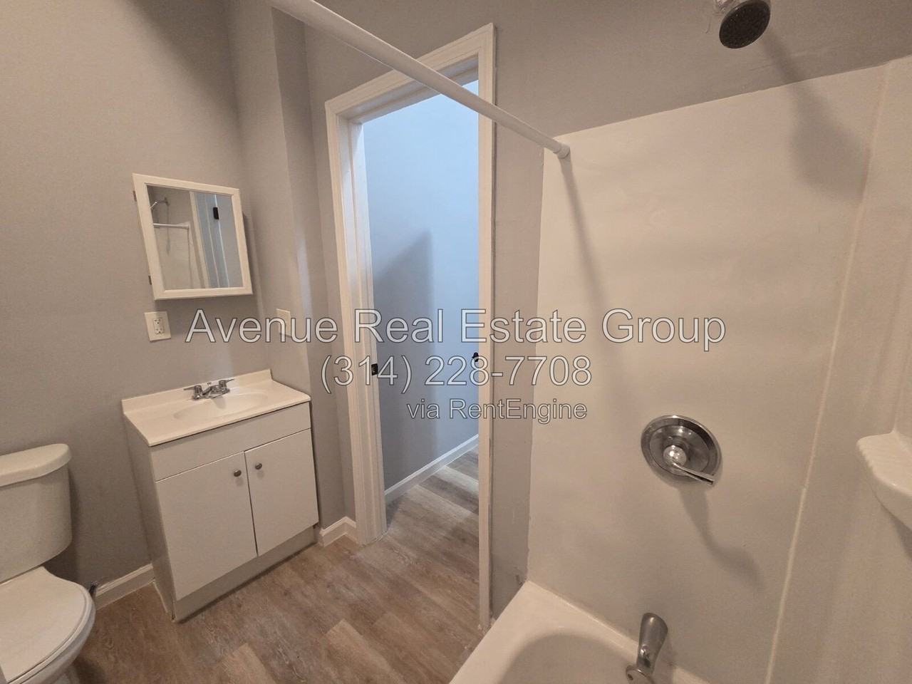 5040 Lotus Ave #2F - Photo 6 of 7