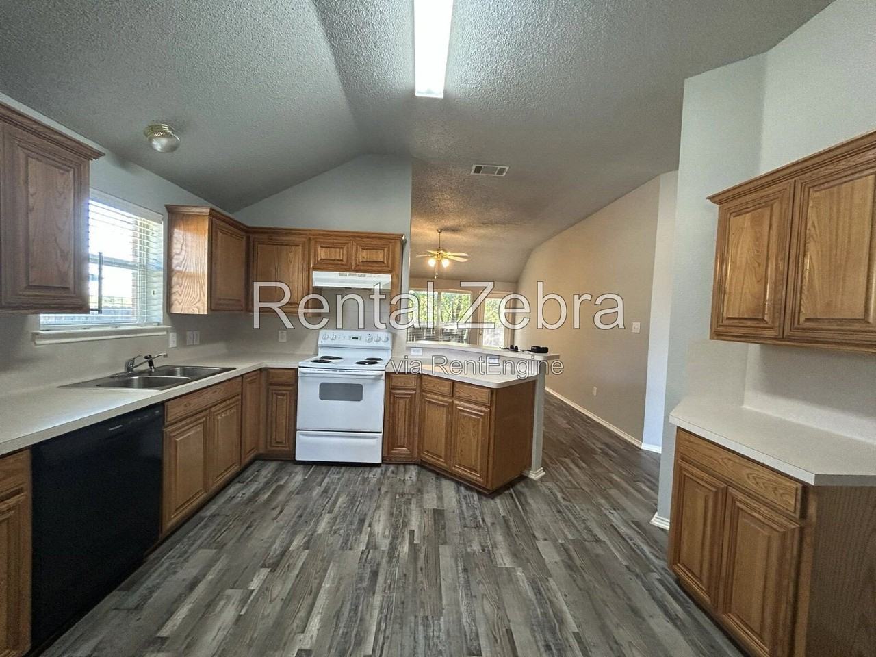 12209 Silver Mist Trl - Photo 5 of 18