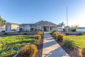 featured image of 3283 W Roberts Rd