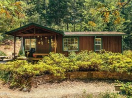 featured image of 31061 Comptche Ukiah Rd