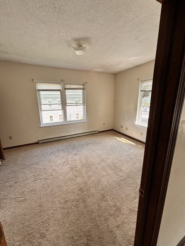 752 Middle St #1 - Photo 7 of 15