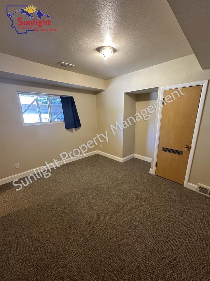 920 N 31st St - Photo 6 of 8