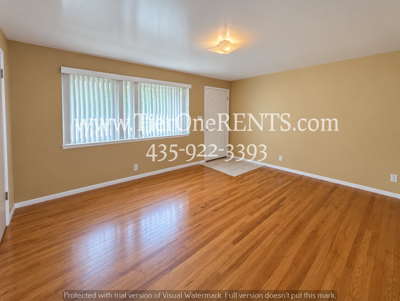 2932 S Adams St - Photo 3 of 12