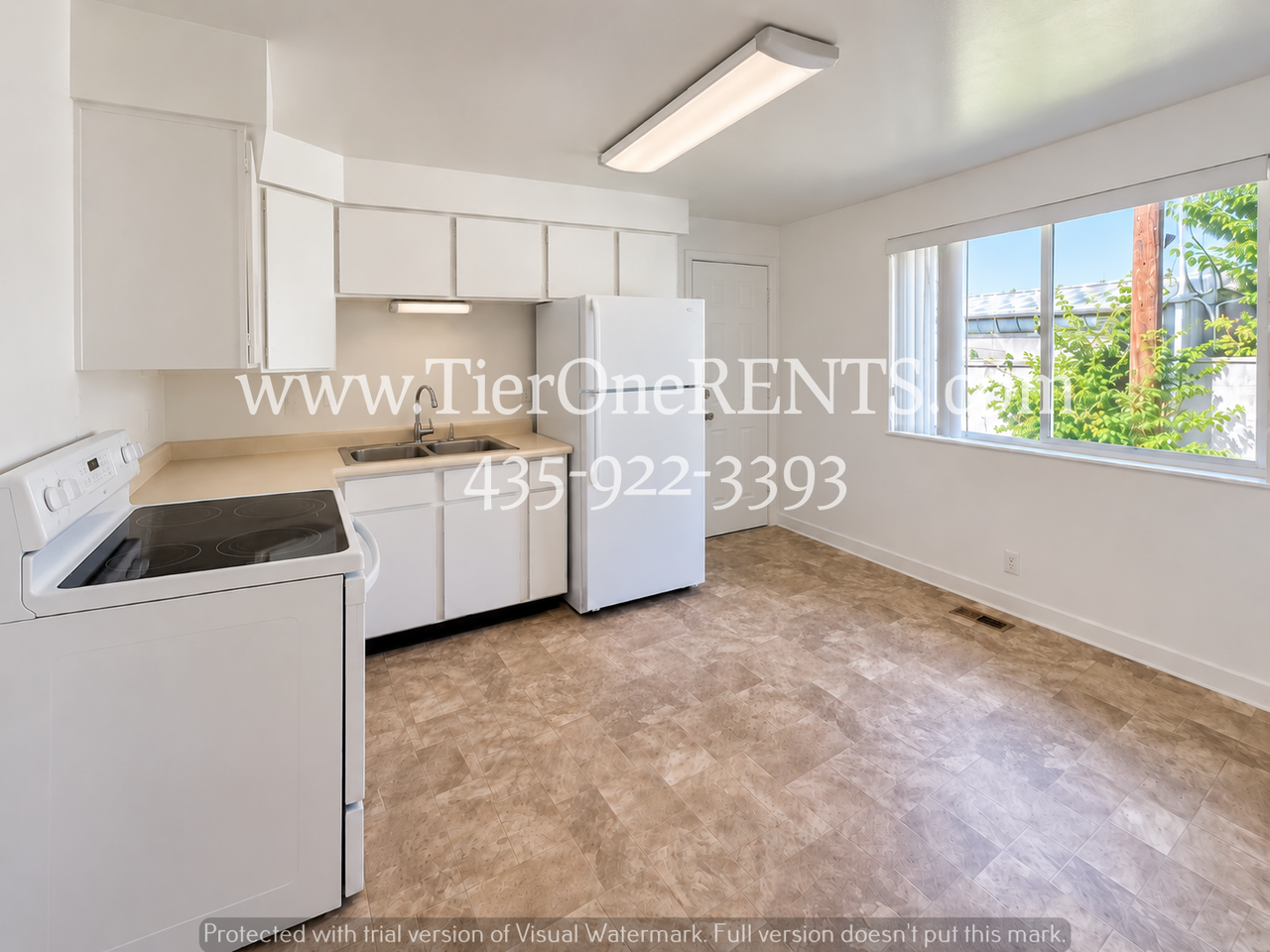 2932 S Adams St - Photo 4 of 12