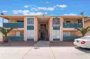 featured image of 3221 Thomas Ave #B