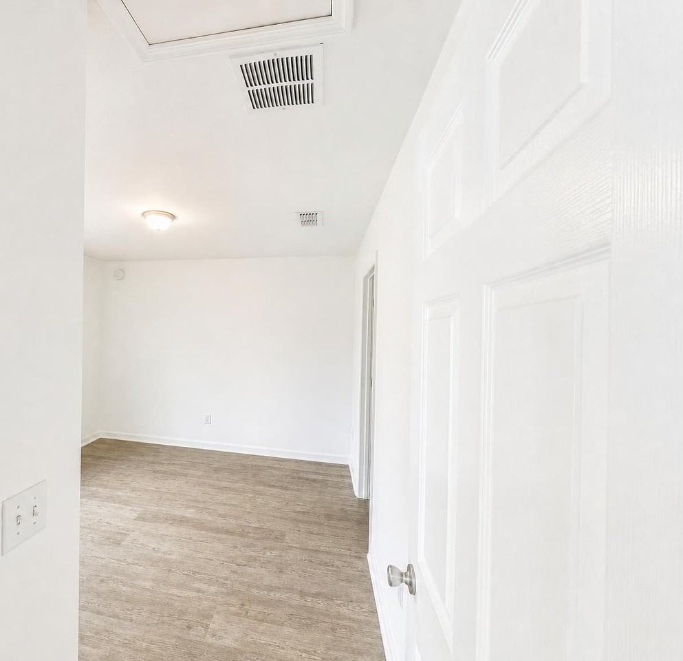 2793 Sw 162nd Pl - Photo 6 of 8