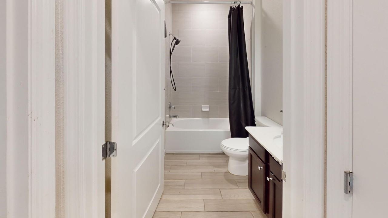 2768 Pointed Leaf Rd - Photo 7 of 36