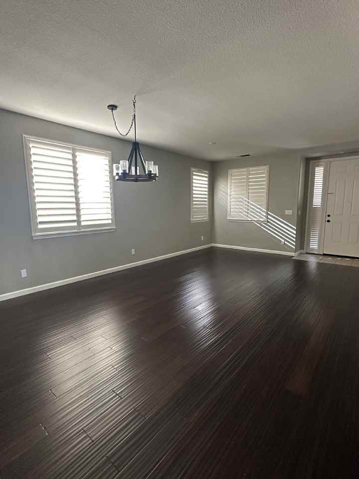 2580 Country Falls Ln - Photo 4 of 13