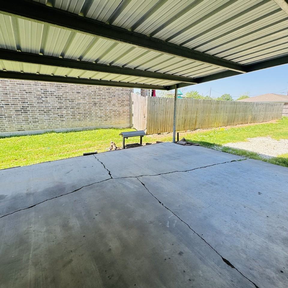 1806 Ordway St - Photo 2 of 11