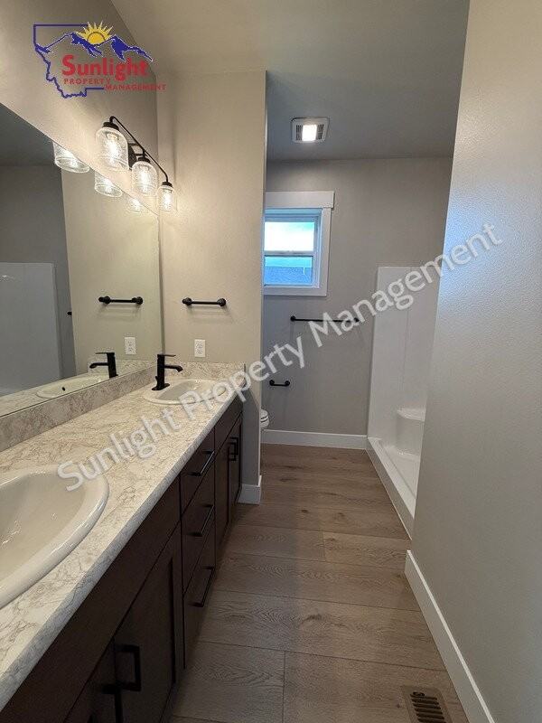 1019 Phil Cir - Photo 7 of 12