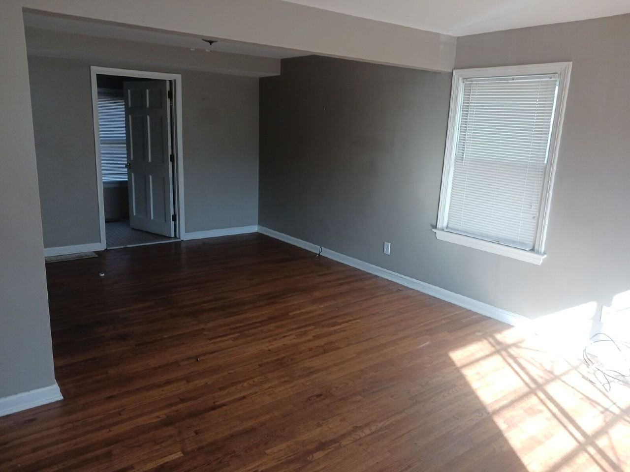 1352 Dill Rd - Photo 6 of 11
