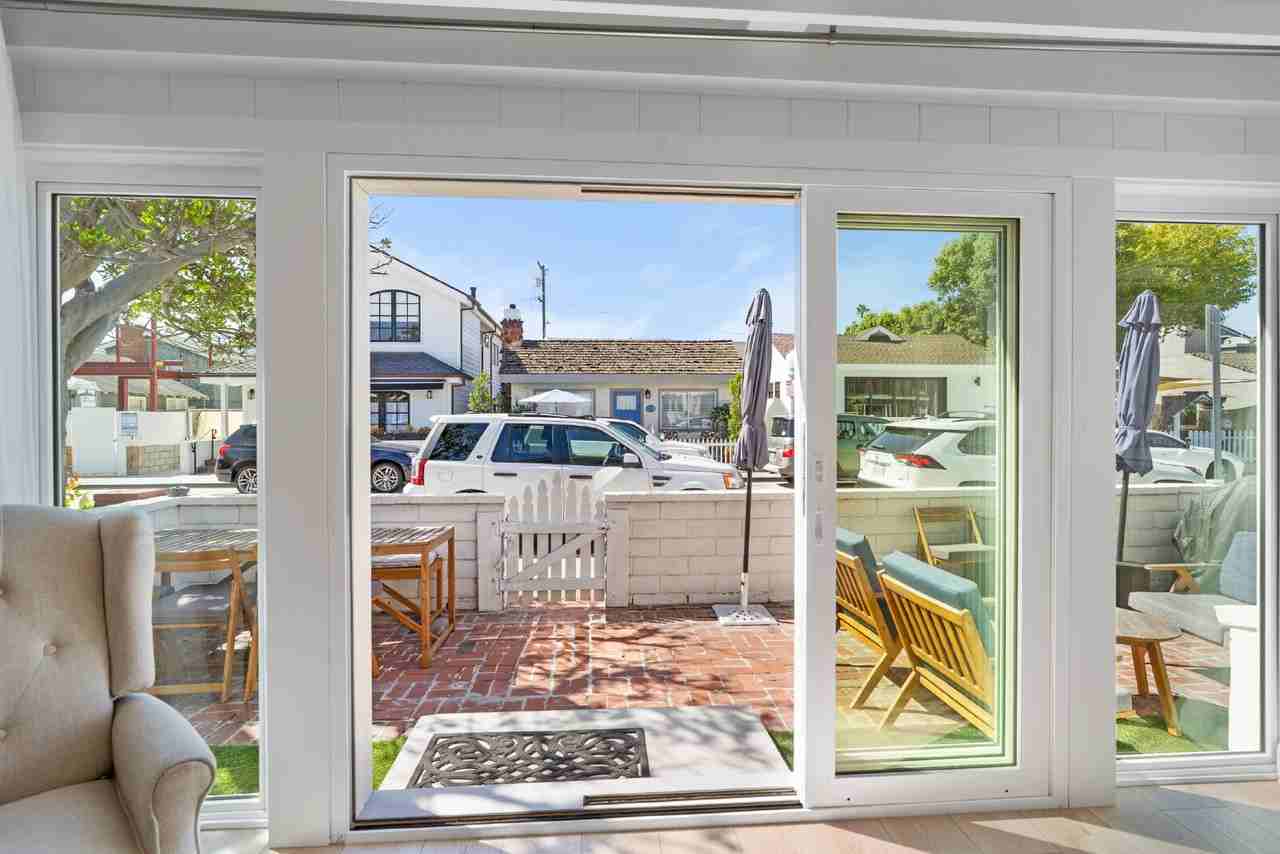 118 Marine Ave - Photo 6 of 22