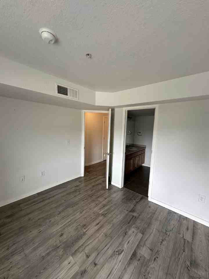 2830 E College Ave Unit 302 #3 - Photo 5 of 41