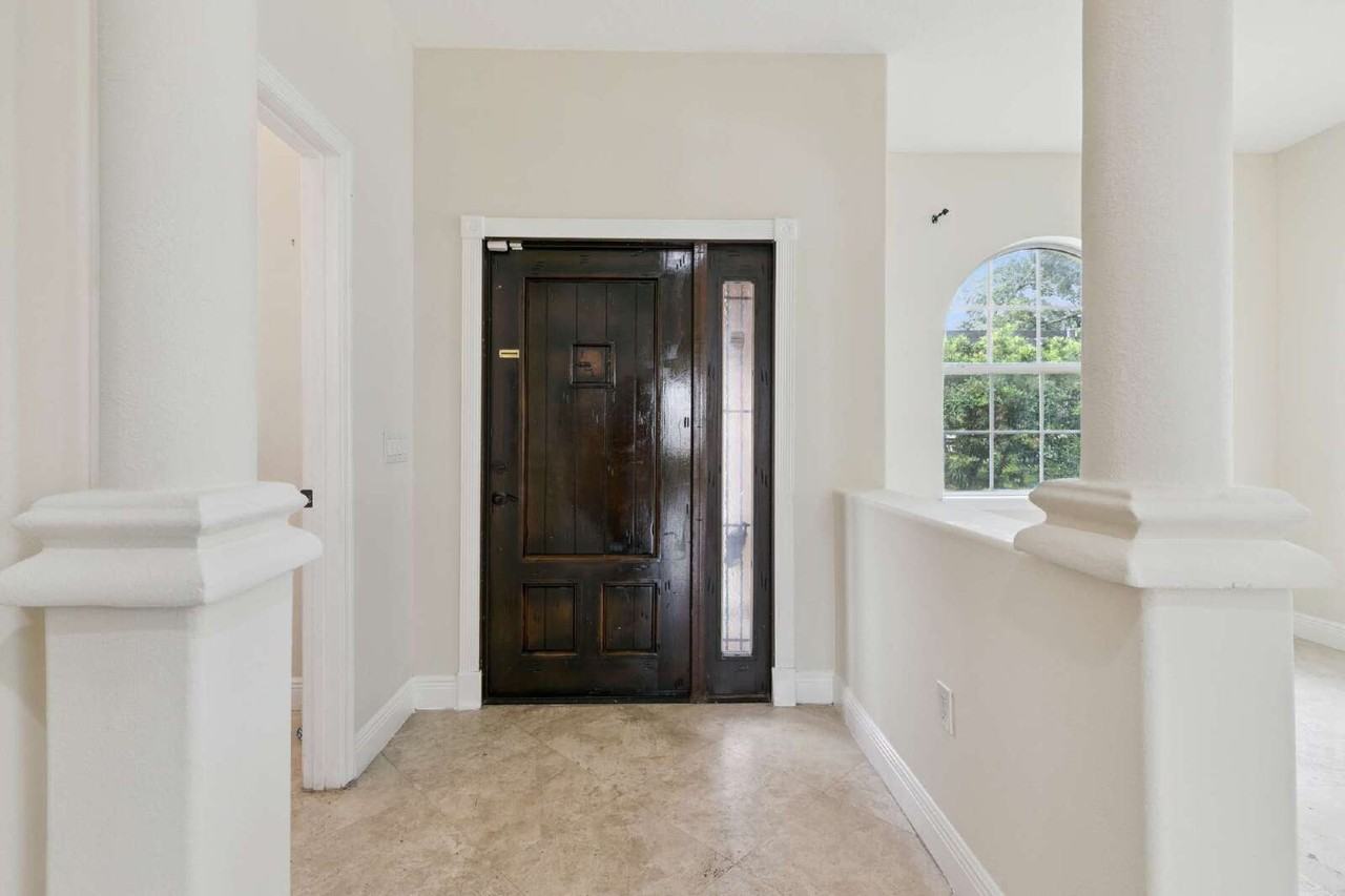 1415 Harmon Ave - Photo 5 of 33