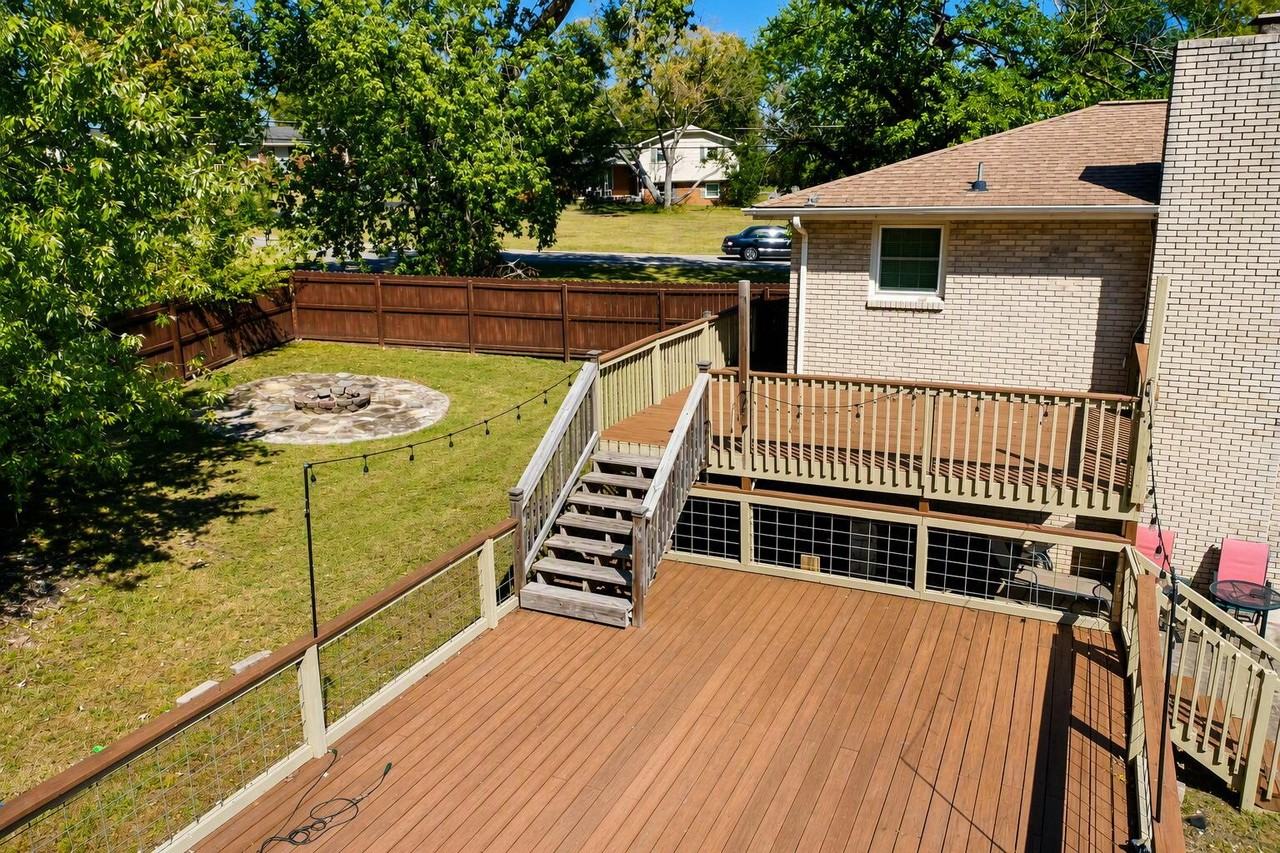 129 Savely Dr - Photo 4 of 34