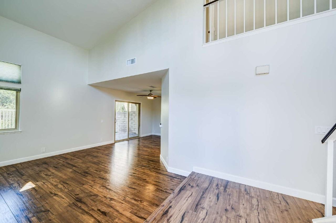33711 Surfside Dr #33 - Photo 5 of 47