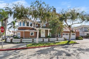 featured image of 1701 E Balboa Blvd