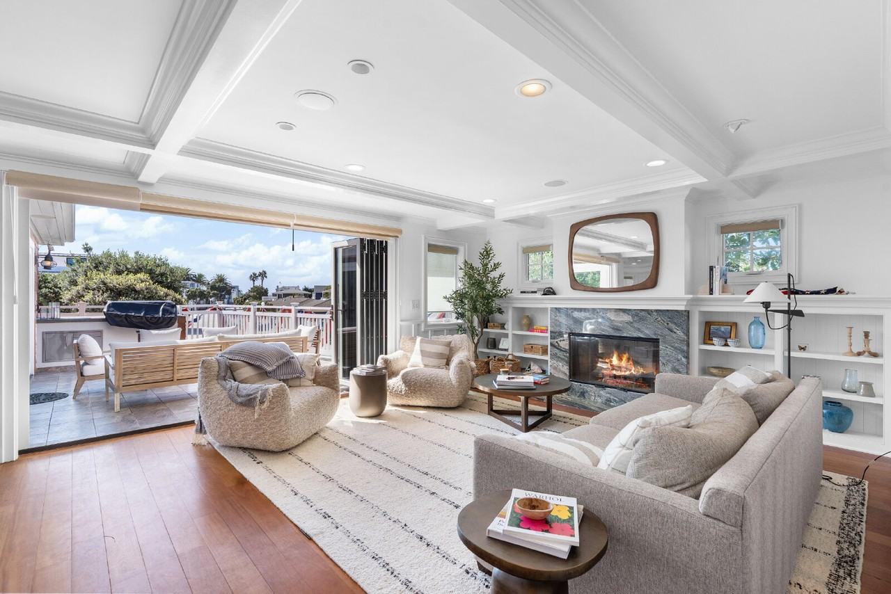 1701 E Balboa Blvd - Photo 5 of 28