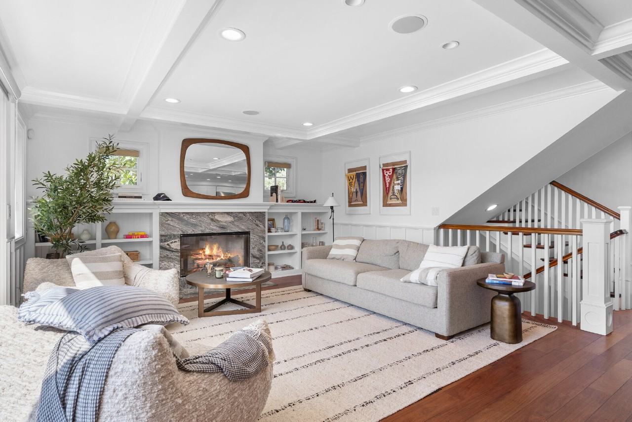 1701 E Balboa Blvd - Photo 6 of 28