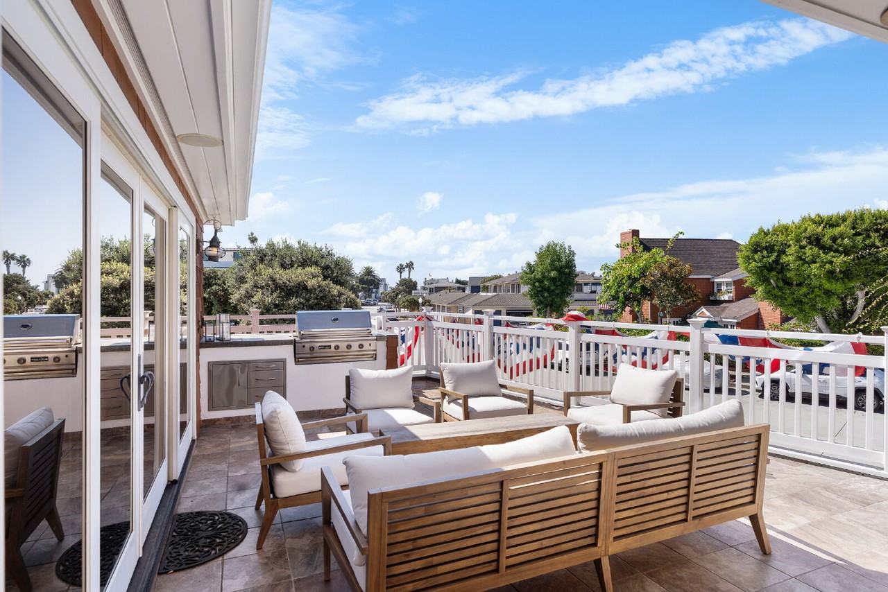 1701 E Balboa Blvd - Photo 7 of 28
