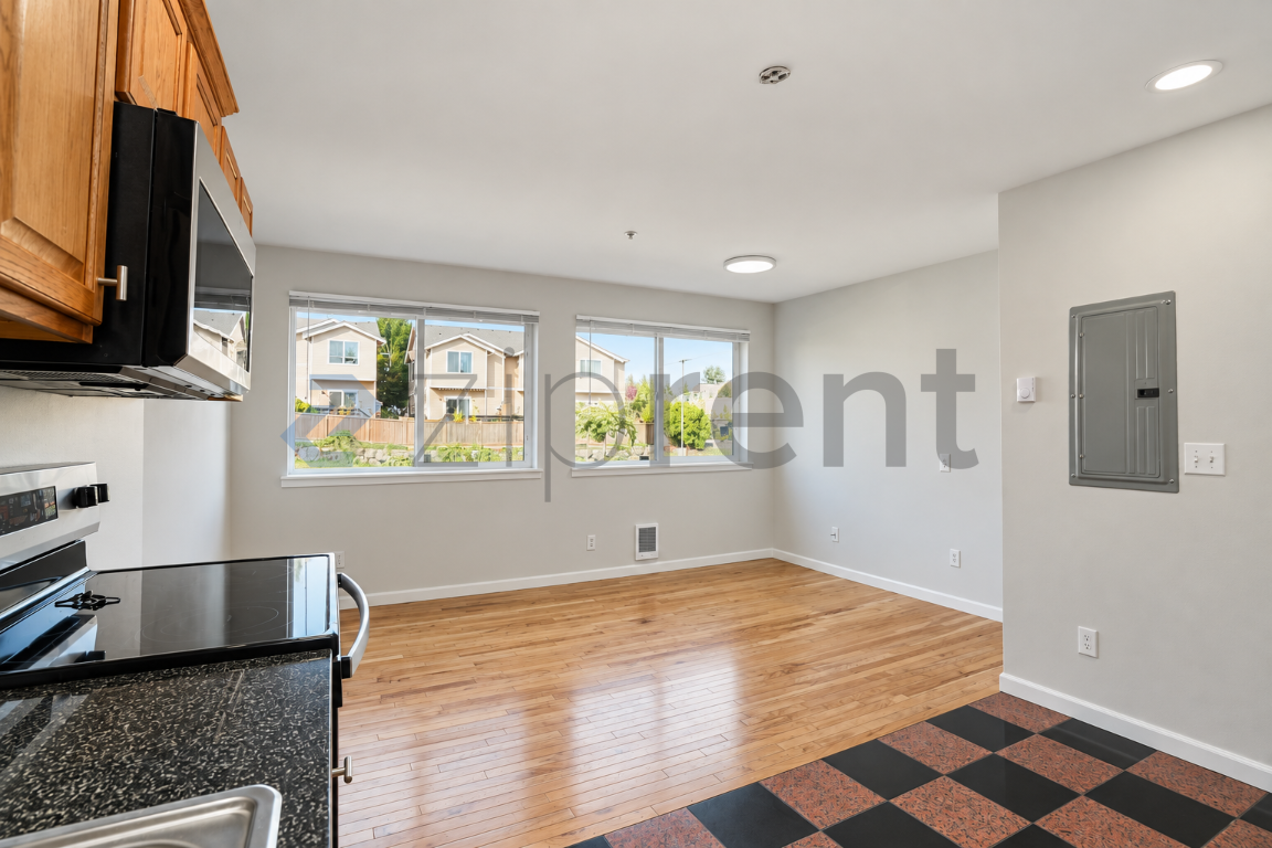 3322 148th St Sw #B2 - Photo 6 of 15