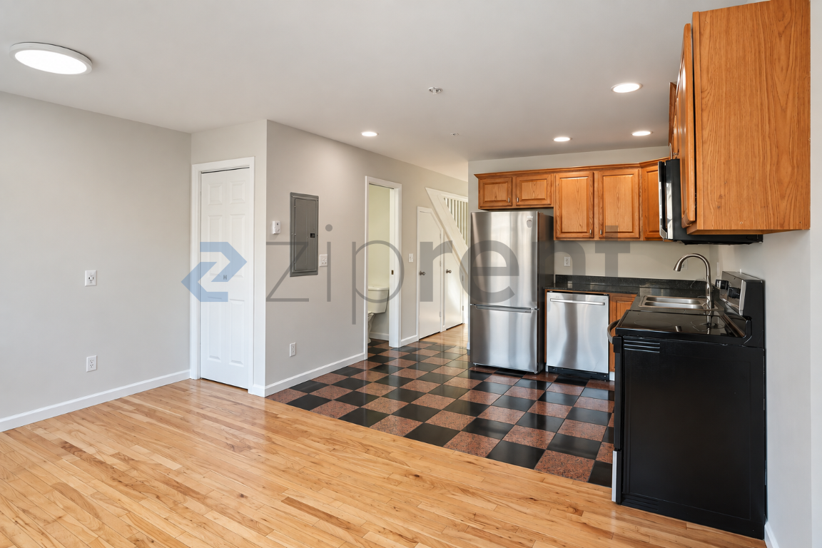 3322 148th St Sw #B2 - Photo 7 of 15