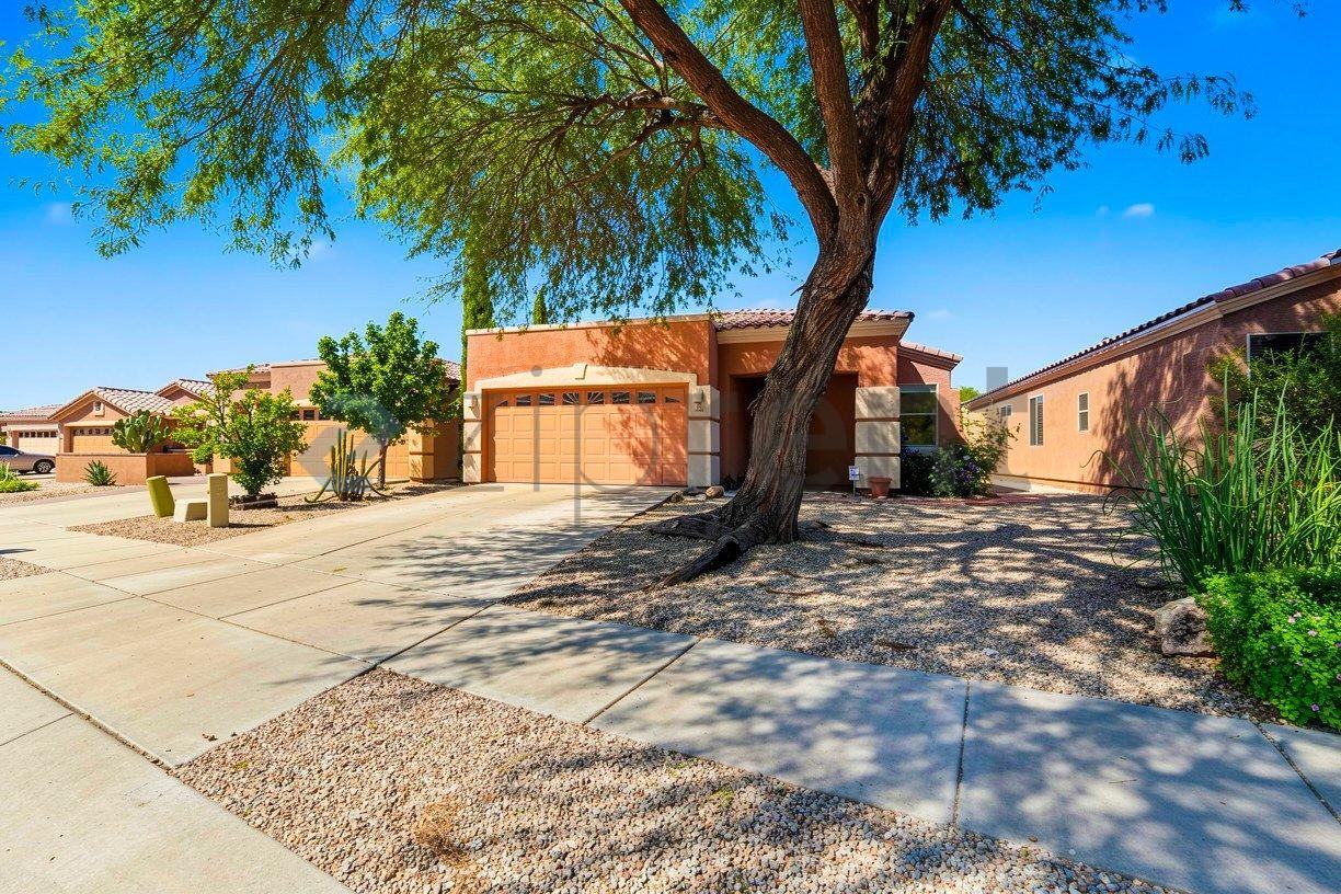 2281 E Skipping Rock Way - Photo 4 of 36