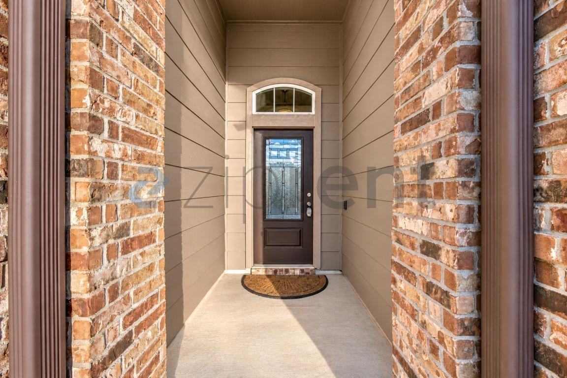 2109 Ibis St - Photo 4 of 29