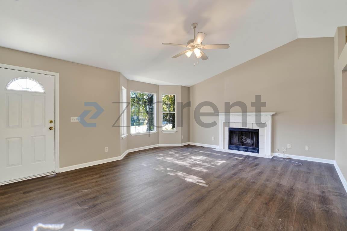 3001 River Station Dr - Photo 4 of 21