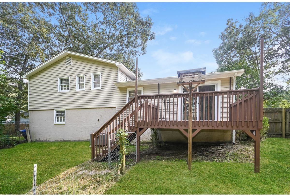 72 Trace Chain Ct - Photo 2 of 15