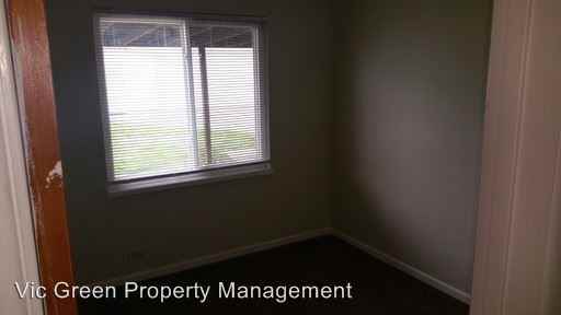 3809 E 5th St - Photo 3 of 9