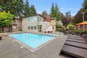 featured image of 15520 Mill Creek Blvd