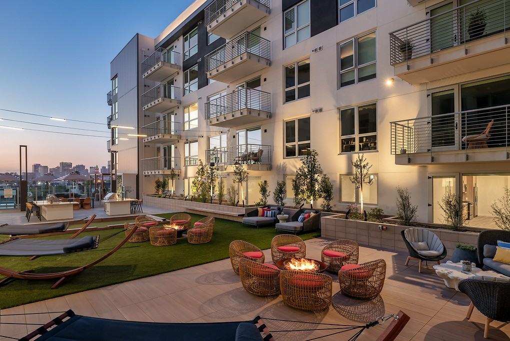 Portico Waterfront - Photo 5 of 45
