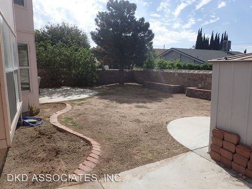 11516 Crazy Horse Dr - Photo 2 of 19