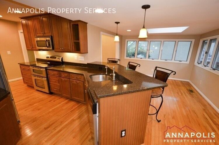 2976 Poplar Trl - Photo 4 of 38