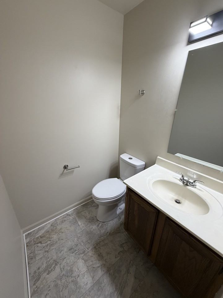 891 Mcallister St #891 - Photo 6 of 14